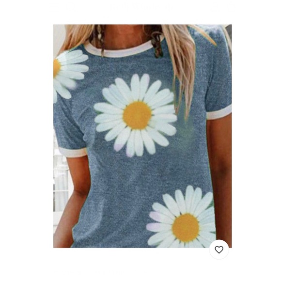 🌼🌼🌼DAISIES DAISIES DAISIES T-Shirt🌼🌼🌼 - Picture 3 of 7